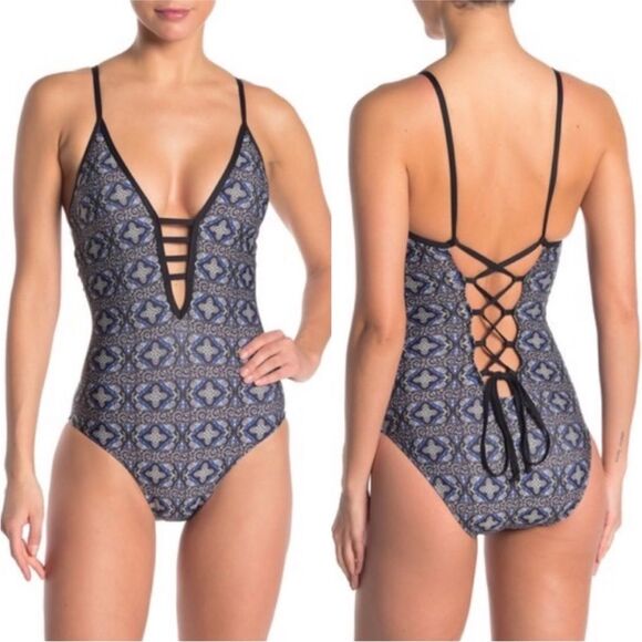 Ella Moss Printed One-Piece Swimsuit Size Small - Picture 1 of 9